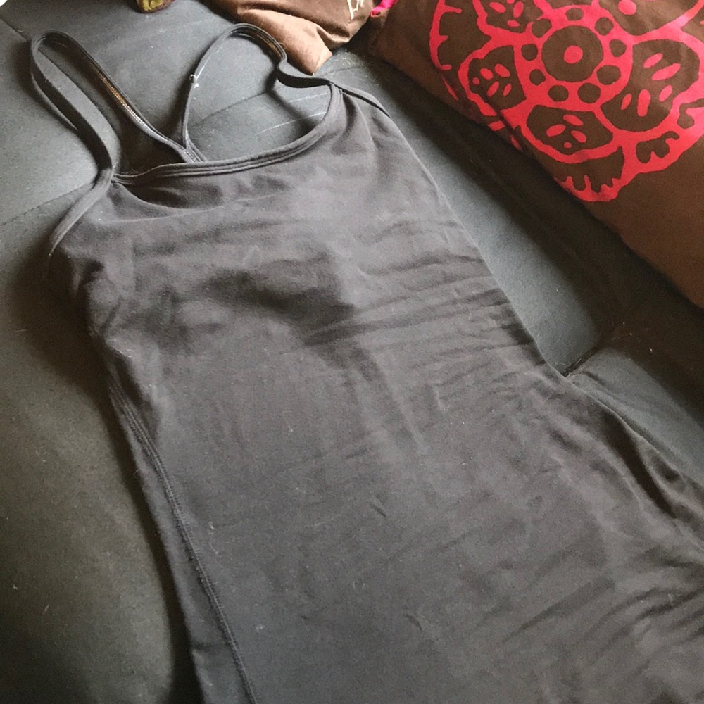 LuLuLemon XS Workout Top With Shelf Bra